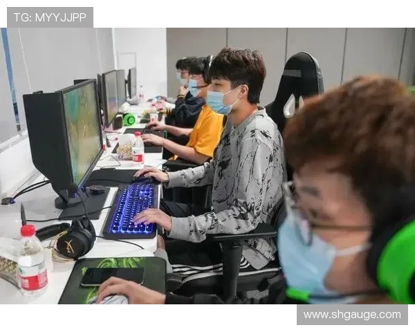 FPX在CSGO赛场的迅速变革与战术创新引发热议 FPX在CSGO赛场的迅速变革与战术创新引发热议