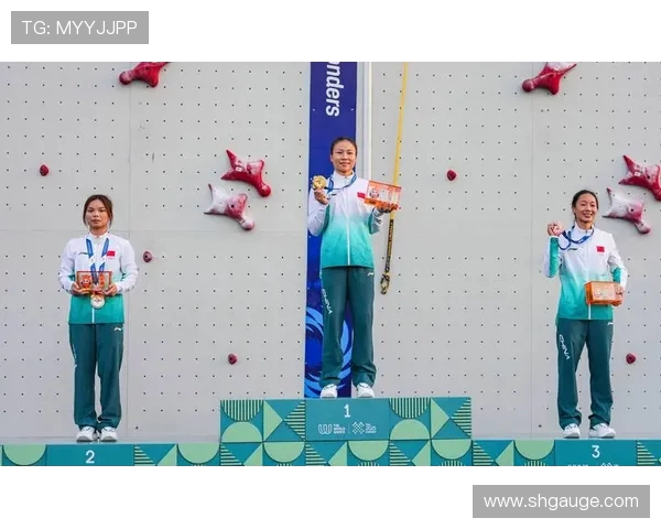 成都攀岩队荣获全国攀岩比赛经验排行榜第二名的辉煌成就