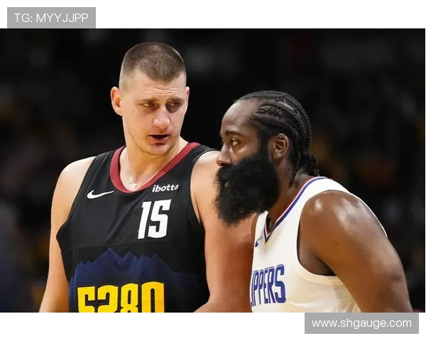 掘金与快船激战全场精彩瞬间回顾与分析