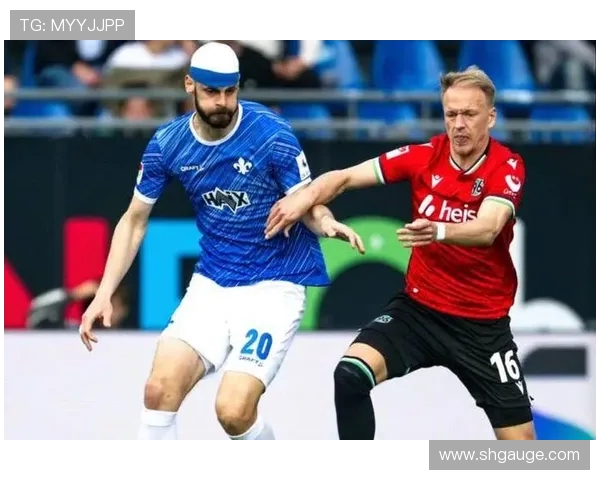 汉诺威与汉堡激战回顾2017年9月16日精彩瞬间与赛后分析 汉诺威与汉堡激战回顾2017年9月16日精彩瞬间与赛后分析