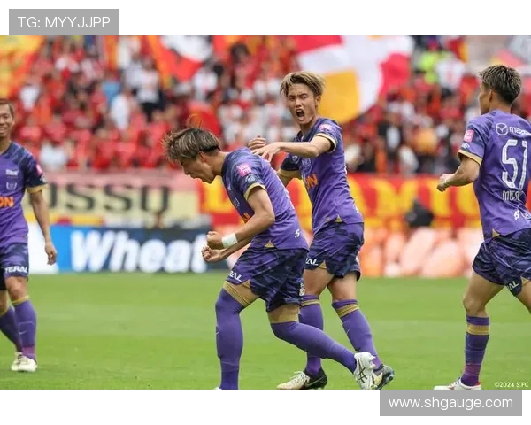 磐田喜悦迎战广岛三箭期待精彩对决与激情时刻 磐田喜悦迎战广岛三箭期待精彩对决与激情时刻