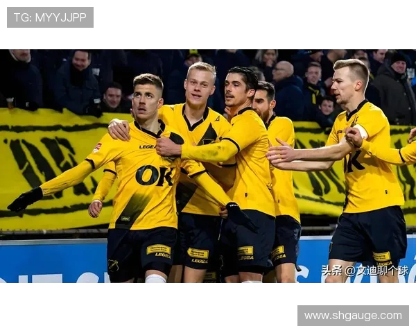 马里博尔与罗森博格的激烈对决展现足球魅力与战术智慧